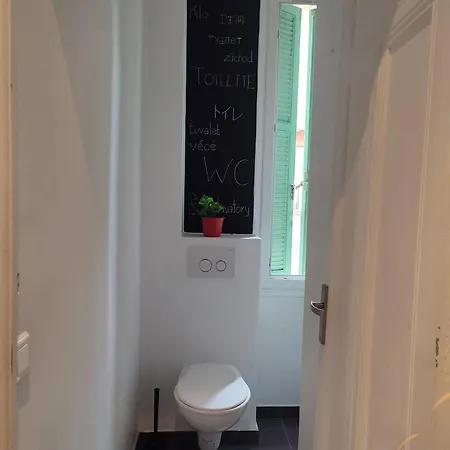 Ideally Located Center Apartment Nice