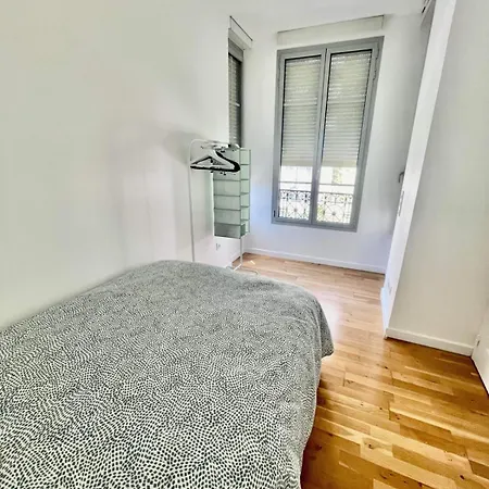 Two-rooms With Balcony In Apartment *
