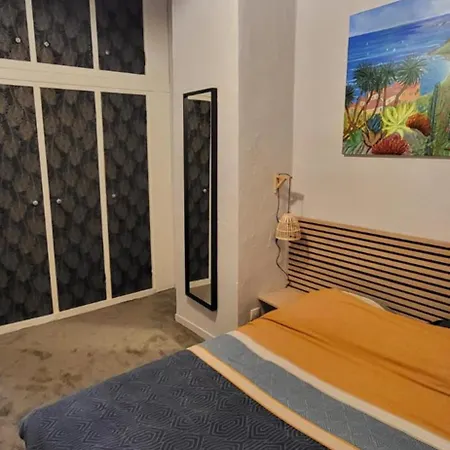 Au Coeur Du Vieux Apartment *