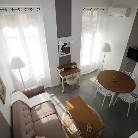 Gioffredo Apartment