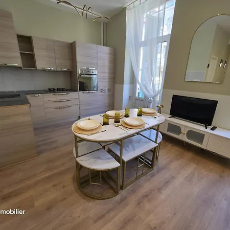 Gioffredo Apartment *
