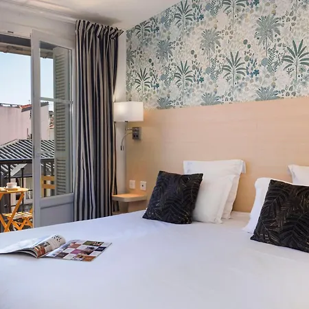 Hotel Azurea 3*