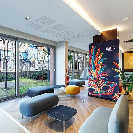 Adagio Centre Lejlighedshotel 3*