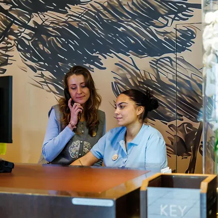 Adagio Centre Lejlighedshotel 3*
