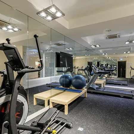 Adagio Centre 3*