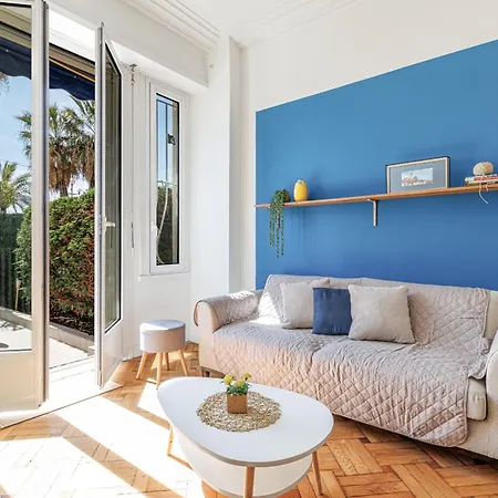 Promenade Des 2 Bdr Large Terrace Apartment *