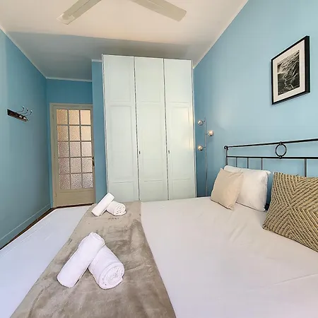 Apartment Nestor&jeeves - Pantai - Near - Balcony Nice