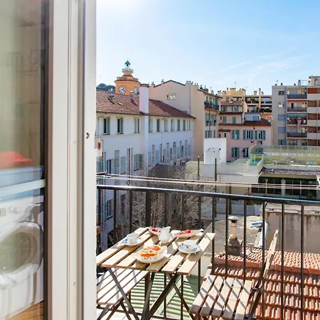#25 2bdr Port, 5min From The Old Town Balcony, Ac&wifi Nice