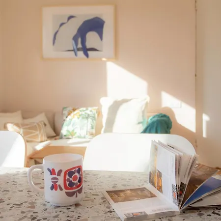 #25 2bdr Port, 5min From The Old Town Balcony, Ac&wifi Apartment Nice