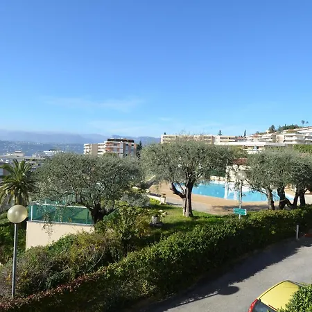 5 Personnes Avec Piscine Sur La Corniche Fleurie à Appartement Nice