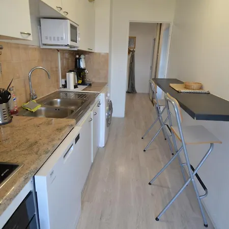 Appartement 5 Personnes Avec Piscine Sur La Corniche Fleurie à Nice