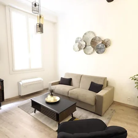 06r - Modern - Vieux Nice