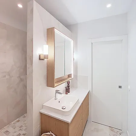 Nestor&jeeves - Pepyte - Design - Near Apartment