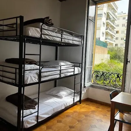 Alpazur Hostel