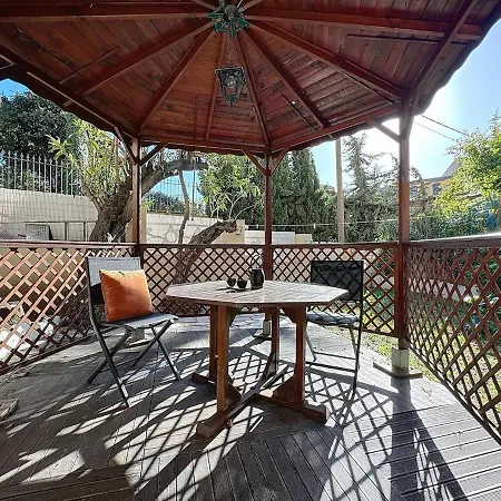 Cosy Avec Jardin Privatif - Carabacel, Apartment