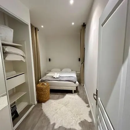 Apartment Sweet *