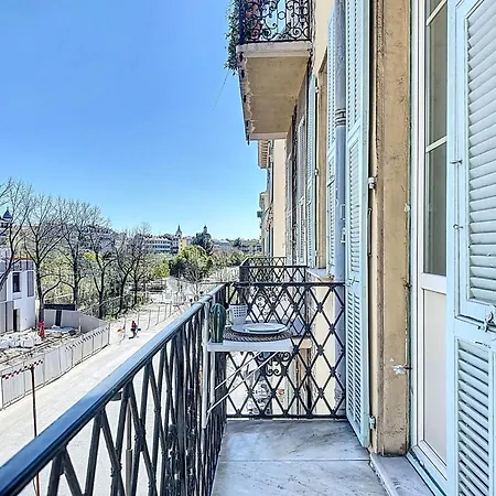 Apartment 3 Air-conditioned With Unobstructed View Nice