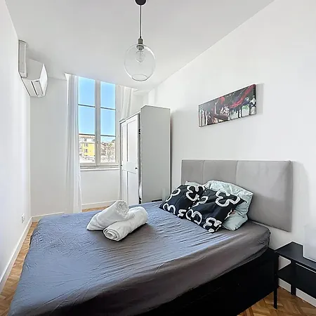 Apartment 3 Air-conditioned With Unobstructed View *