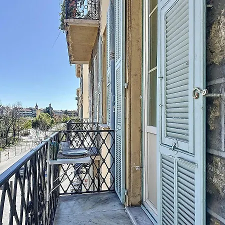 3 Air-conditioned With Unobstructed View Apartment *