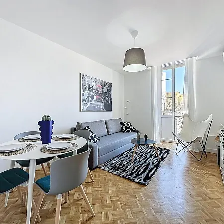 Apartment 3 Air-conditioned With Unobstructed View