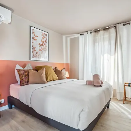 Renting - Fleurs - Luxury Terrace Quiet Private Parking Apartment Nice