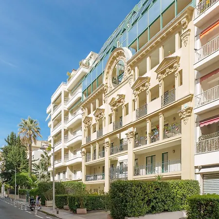 Renting - Fleurs - Luxury Terrace Quiet Private Parking Apartment Nice