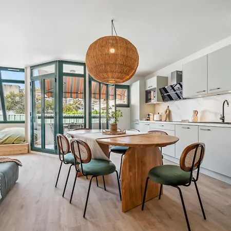 Apartment Renting - Fleurs - Luxury Terrace Quiet Private Parking