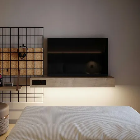 Moxy Hotel *