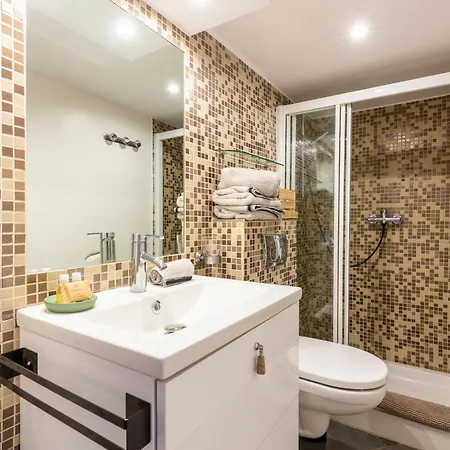 Homelivia Av Jean Medecin Apartament
