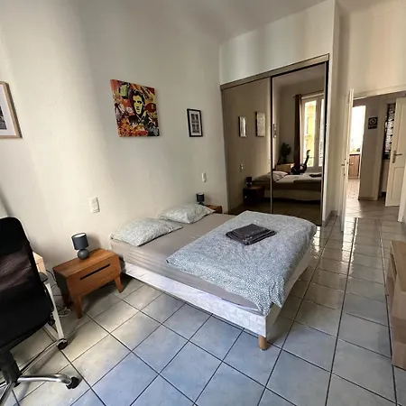Centre De Apartment