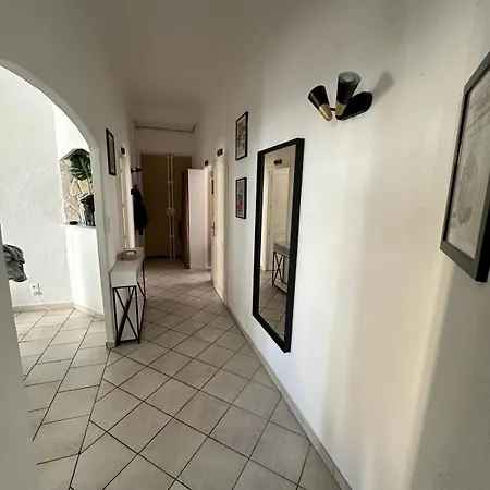 Centre De Apartment *