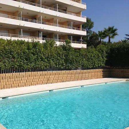 Toit Terrasse Nice-ouest Avec Parking, Clim Et Piscine * Nice
