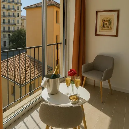Riviera Sun * Nice