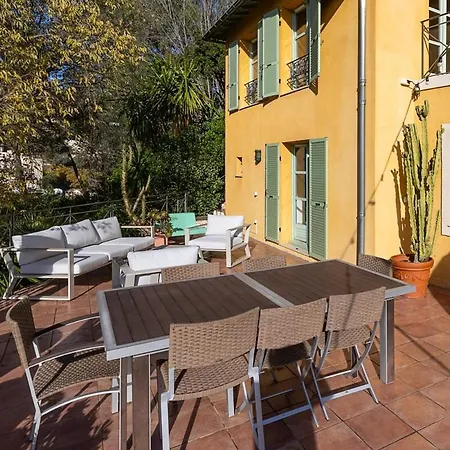 Maison Nicoise, Jardin, Piscine, Parking Double