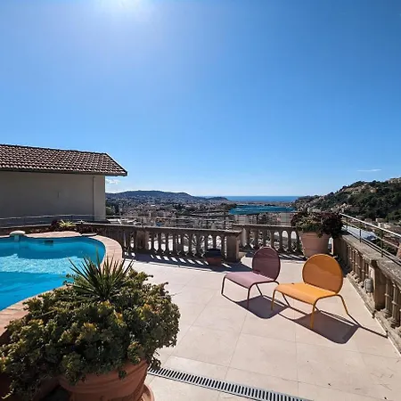 Maison Nicoise, Jardin, Piscine, Parking Double * Nice