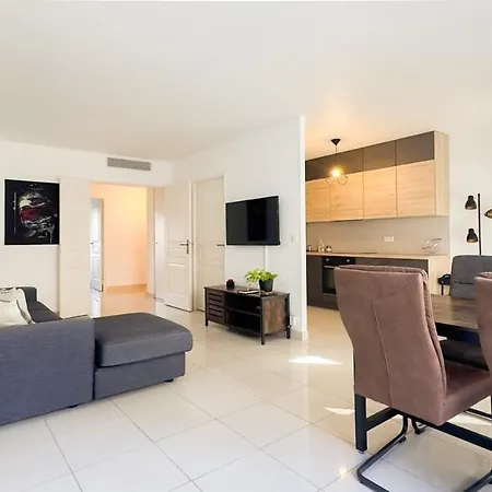 Two Apartment