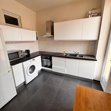 Hype-center Balcony 3br Ac Near Tram For6 Guests Apartment Nice