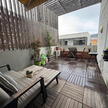 Beau A Centre Apartment