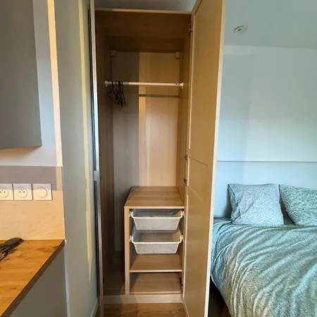 Beau A Centre Apartment