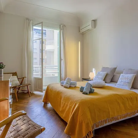 Victor Hugo - Beautiful Apartment - View Over Garden Apartment *