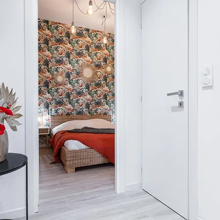 Gesu - 2 Bedroom In Old Town - Gesu Square