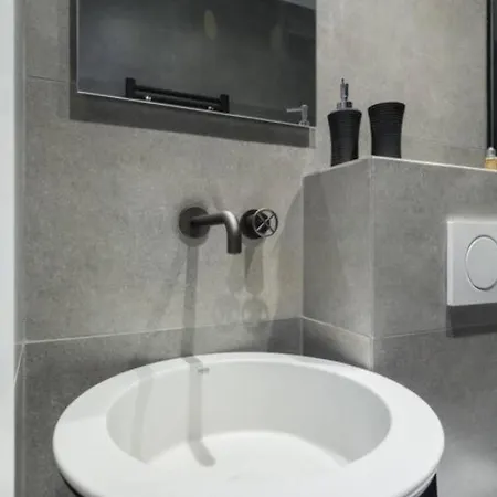 Apartment Massena 44 - Stunning Studio On Massena Square
