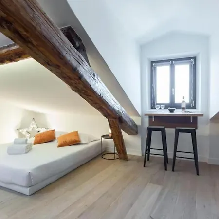 Apartment Massena 44 - Stunning Studio On Massena Square *