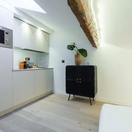 Massena 44 - Stunning Studio On Massena Square *
