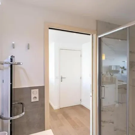 Apartment Joffre 2-4 - Bright Central 1 Bedroom Near Massena Nice