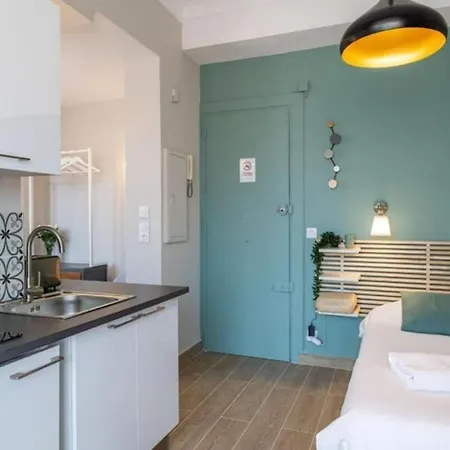 Lamartine - Studio W Terrace And Ac Very Central Apartment