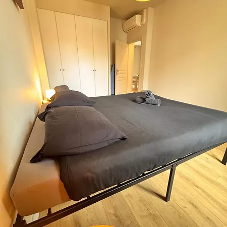 Apartment Hype-center Balcony 3br Ac Near Tram For6 Guests Nice