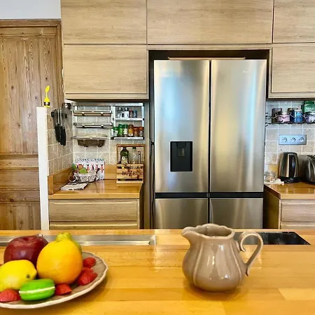 Le Splendide Yourhosthelper Apartment