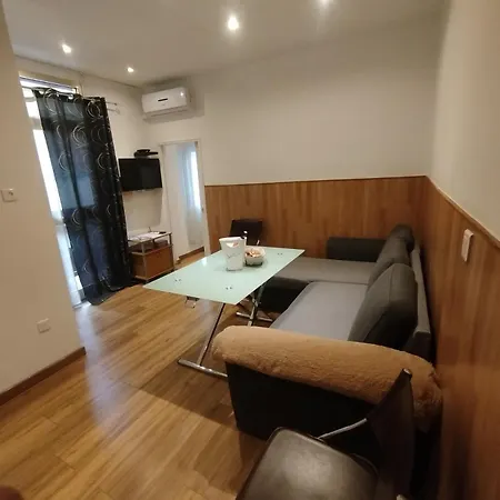 Apartment 2 Pieces Renover Nice
