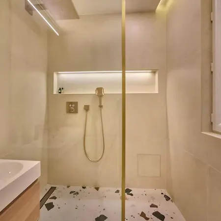 - Kitchen - Wifi - Air Conditioning - Center - Tram Apartamento